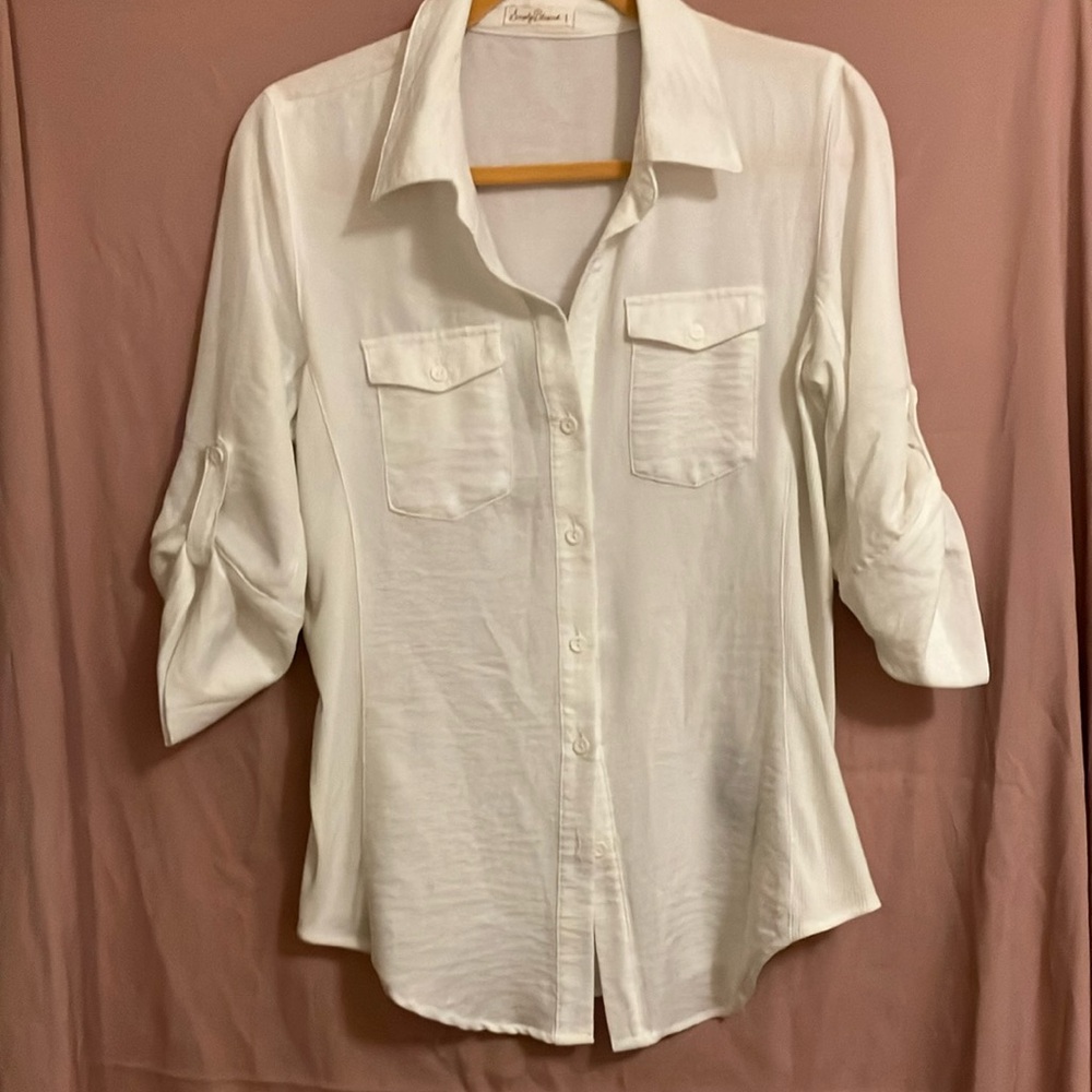 Sporty white blouse by Simply Blessed